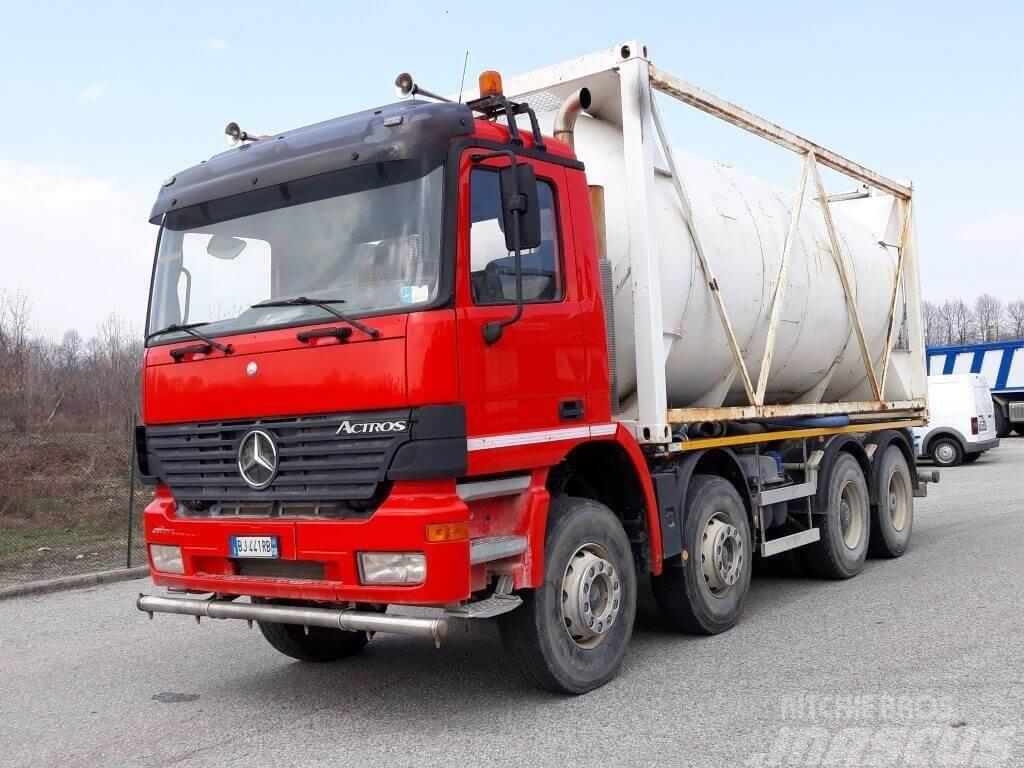Mercedes-Benz Actros 4144 Camiones cisterna