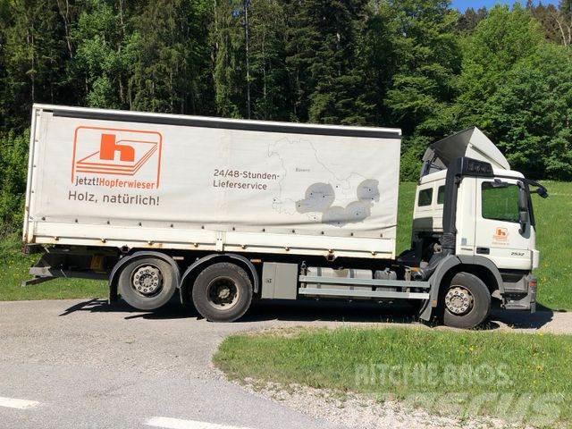  Aufbau Camión con caja abierta