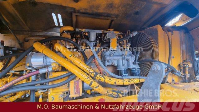 Liebherr A 312 / VSA / Schalengreifer / Excavadoras de ruedas