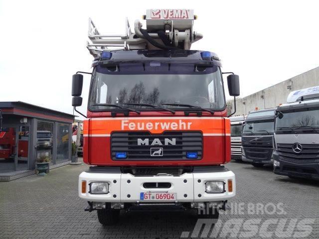 MAN FE410 6X6/ Vema Lift 32 Meter/ Feuerwehr Plataformas sobre camión