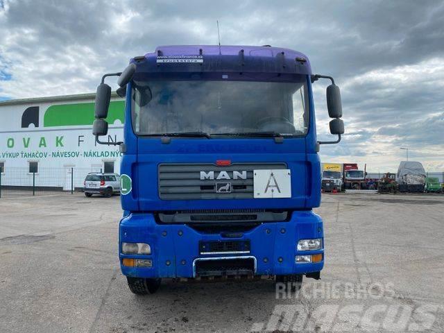 MAN TGA 26.440 6X4 for containers with crane vin 945 Camiones polibrazo