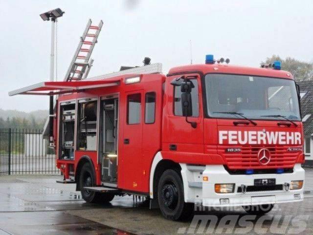 Mercedes-Benz ACTROS 1835 Feuerwehr 2080 L Fire Unit !! Otros camiones