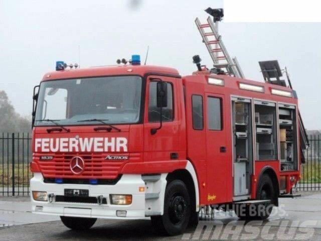 Mercedes-Benz ACTROS 1835 Feuerwehr 2080 L Fire Unit !! Otros camiones