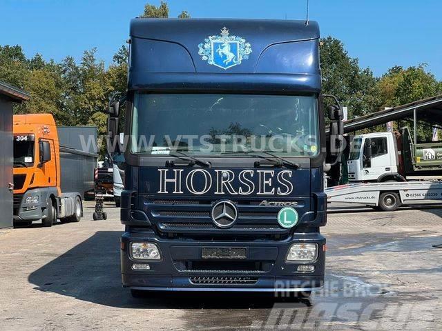 Mercedes-Benz Actros 1836 Pferdetransporter+Wohnabteil 6.Pferd Camiones de ganado