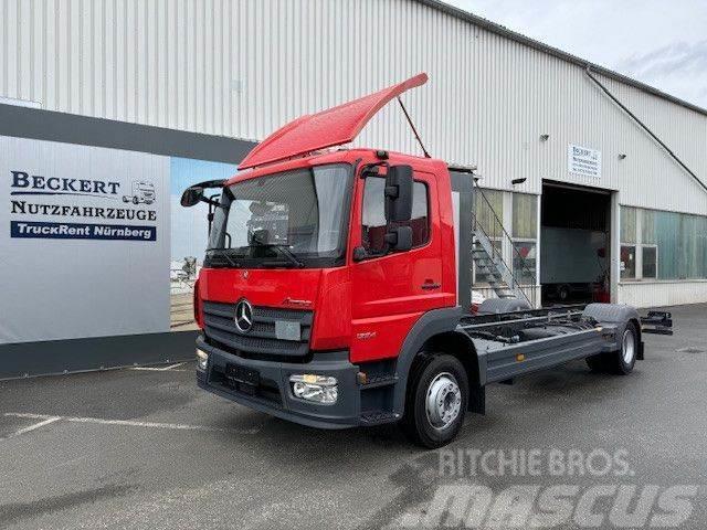 Mercedes-Benz Atego 1224 L*Fahrgestell*3 Sitze*AHK*RS 4,8m* Camiones chasis