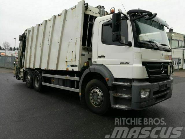 Mercedes-Benz Axor II 2529 6x2 FAUN Powerpress EURO 5 Camiones de basura