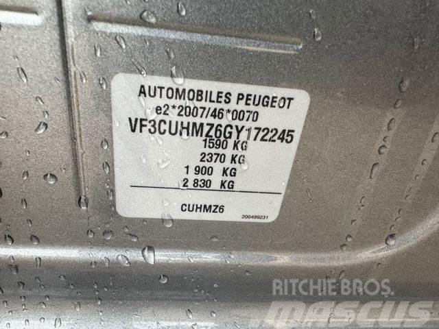 Peugeot 2008 1.2 Benzin vin 245 Furgonetas caja abierta