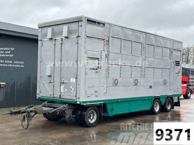 Pezzaioli RBA 31 C 3-Stock Viehtransport Remolques para transporte de animales