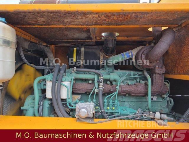 Svetruck 25-120-42 / 4 m / 25 T / SS / ZV / Carretillas diesel