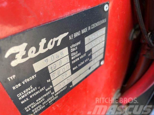 Zetor 7245 4x4 + snow blower vin 924 Tractores