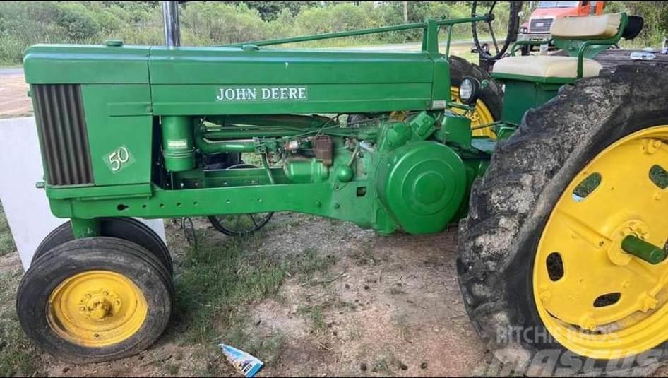 John Deere 50 SERIES Tractores