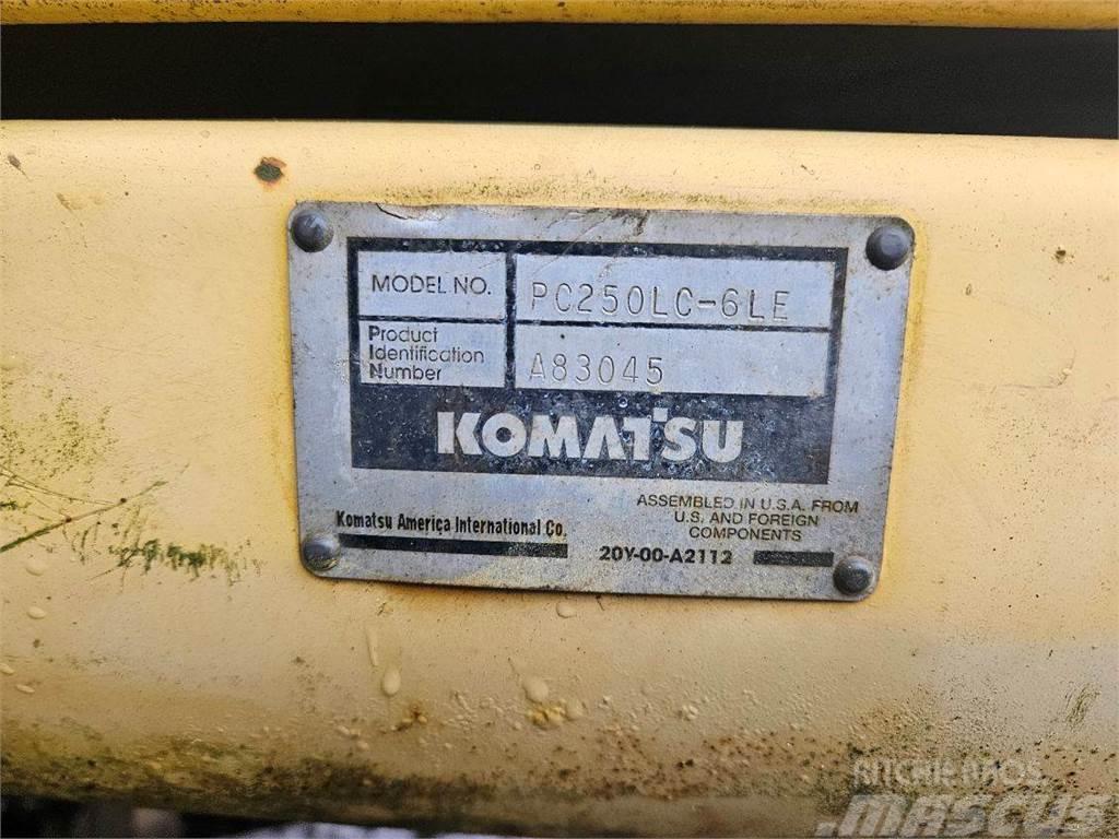 Komatsu PC250LC-6LE Excavadoras de cadenas