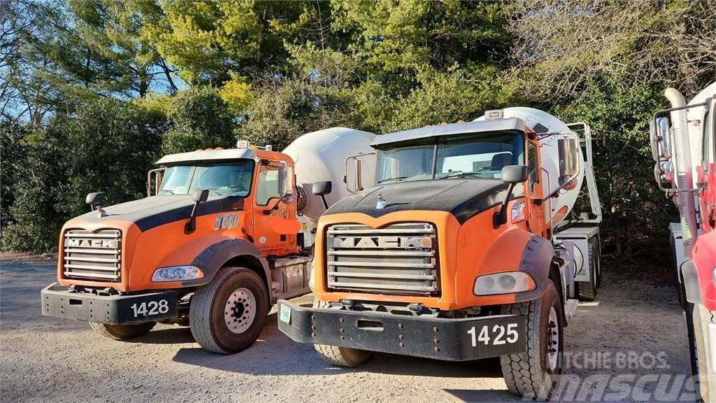 Mack Granite GU813 Camiones hormigonera