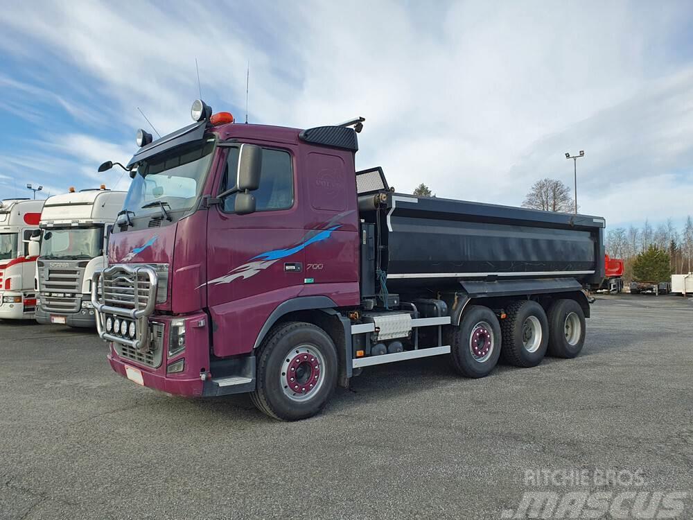 Volvo FH16 700 8X2 -11 Camiones bañeras basculantes o volquetes