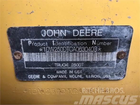 John Deere 250D II Dúmpers articulados
