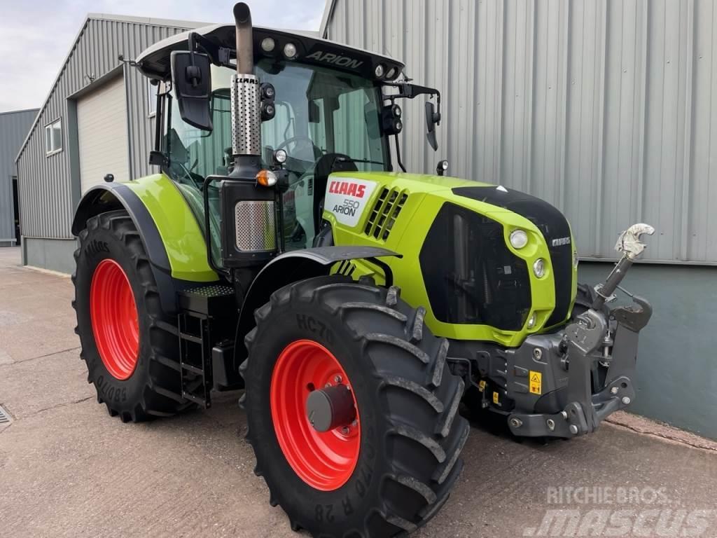 CLAAS Arion 550 Tractores