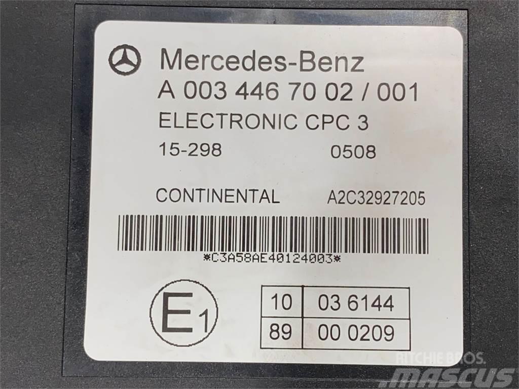 Mercedes-Benz  Electrónicos