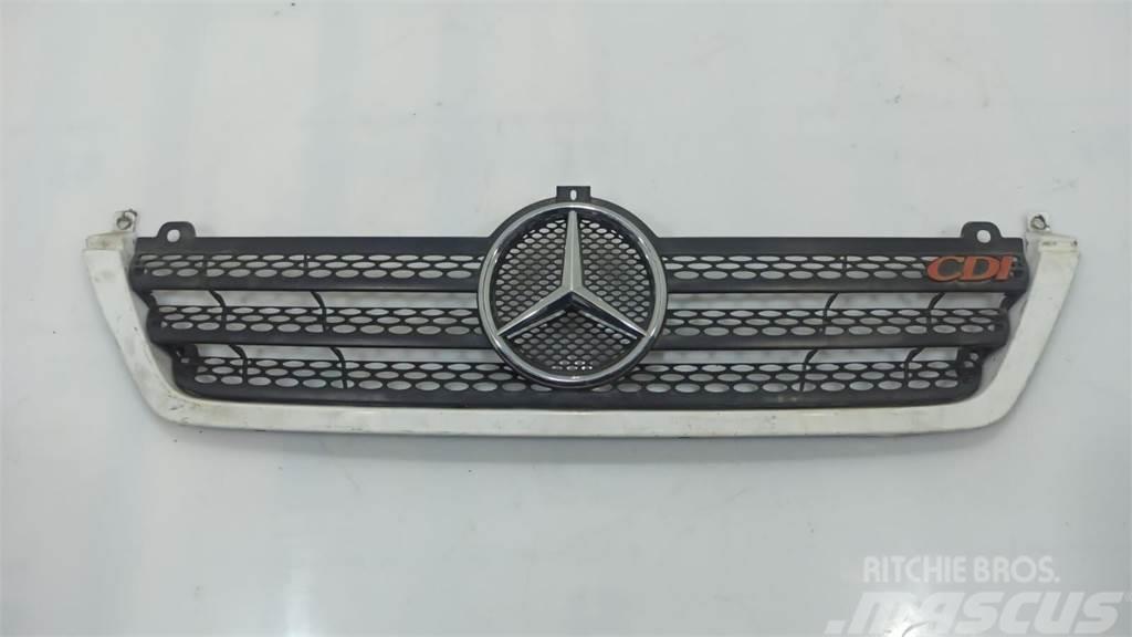 Mercedes-Benz Sprinter CDI 1995-2006 Cabinas e interior