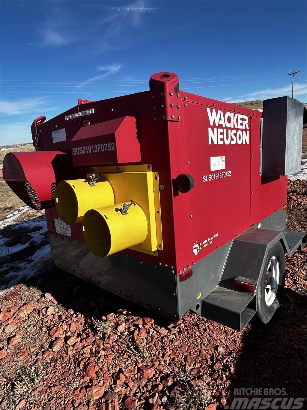 Walker Neuson Arctic Bear XHD Calentadores de asfalto