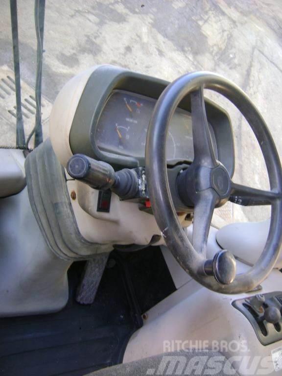 Fiat-Kobelco W 130 Evolution Cabinas e interior
