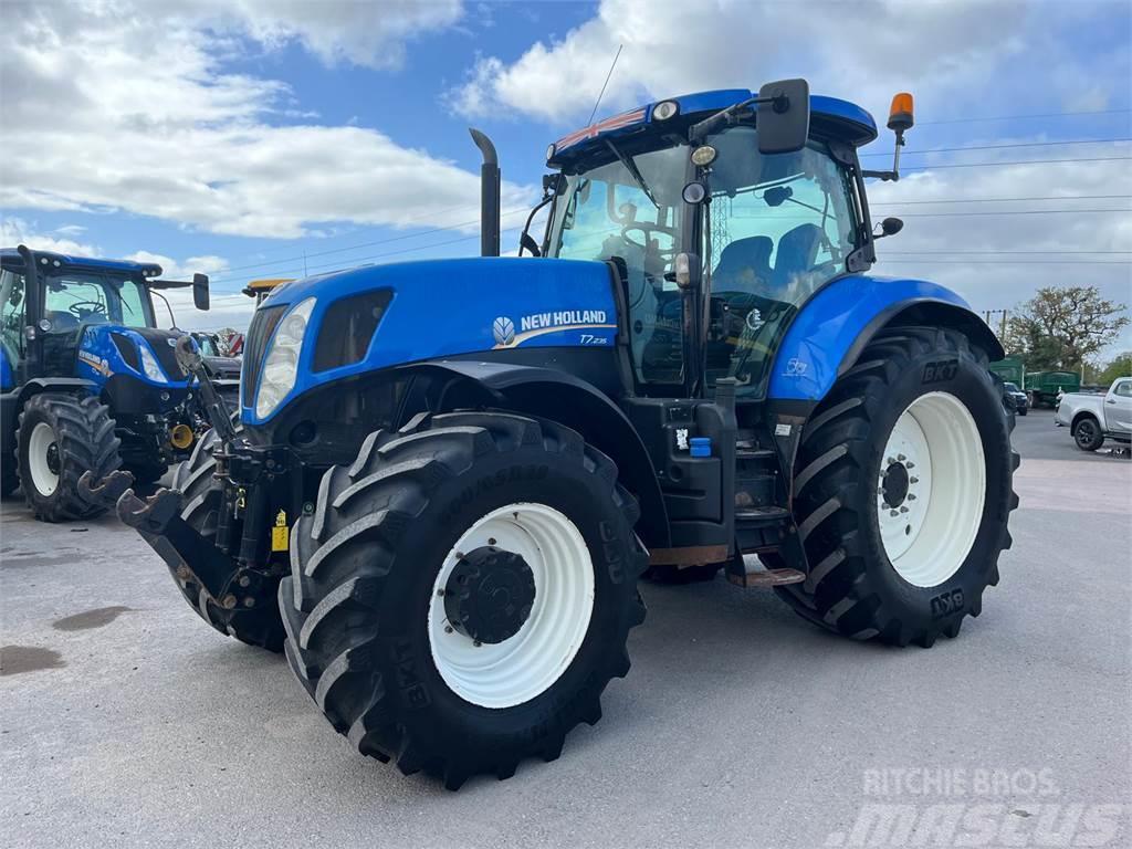 New Holland T7.235 Power Command Tractores