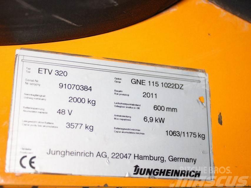 Jungheinrich ETV 320 GNE115-1052DZ Carretillas retráctiles