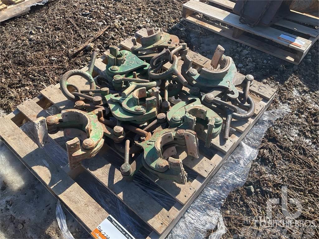  Quantity of (7) Pipe Clamps Grúa tiendetubos