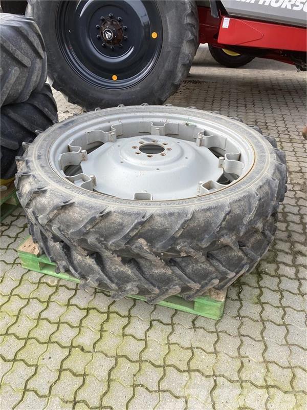 Dunlop 9.5 x 44 Sprøjtehjul Neumáticos, ruedas y llantas