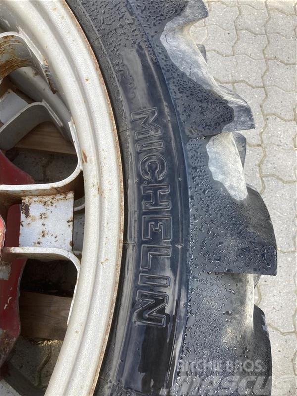 Michelin 9,5-44 Har siddet på Case IH Neumáticos, ruedas y llantas