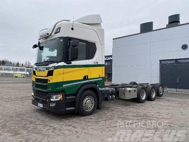Scania R 650 B8x4*4NB Camiones chasis