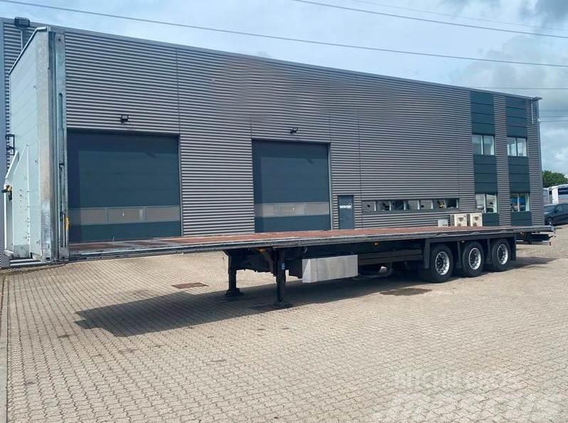 Schmitz 3-aks Mega trailer Semirremolques de plataformas planas/laterales abatibles