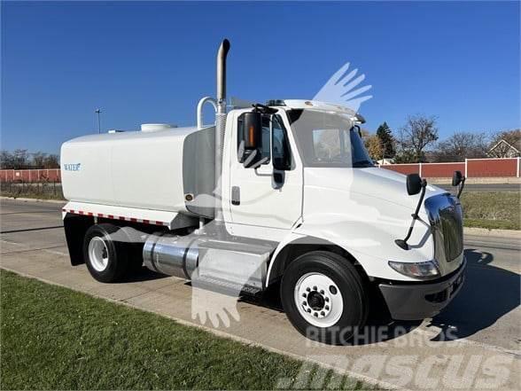 International TRANSTAR 8600 Camiones cisterna