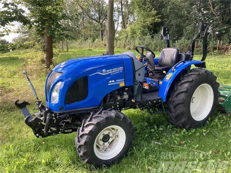 New Holland Boomer 55 HST med frontlift Tractores compactos