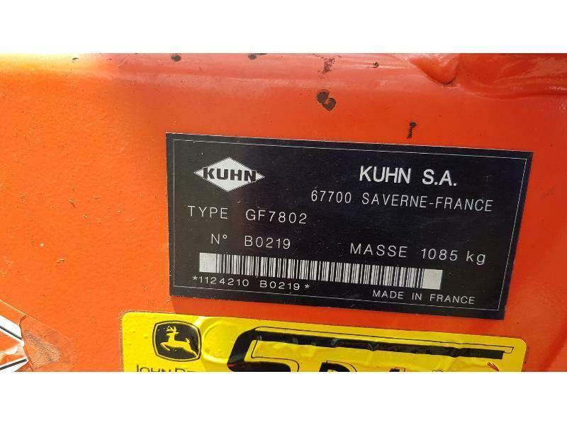 Kuhn GF7802 Rastrillos y henificadores
