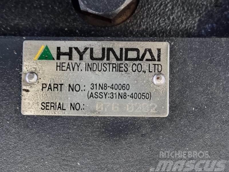 Hyundai FINAL DRIVE 31N8-40060 Ejes