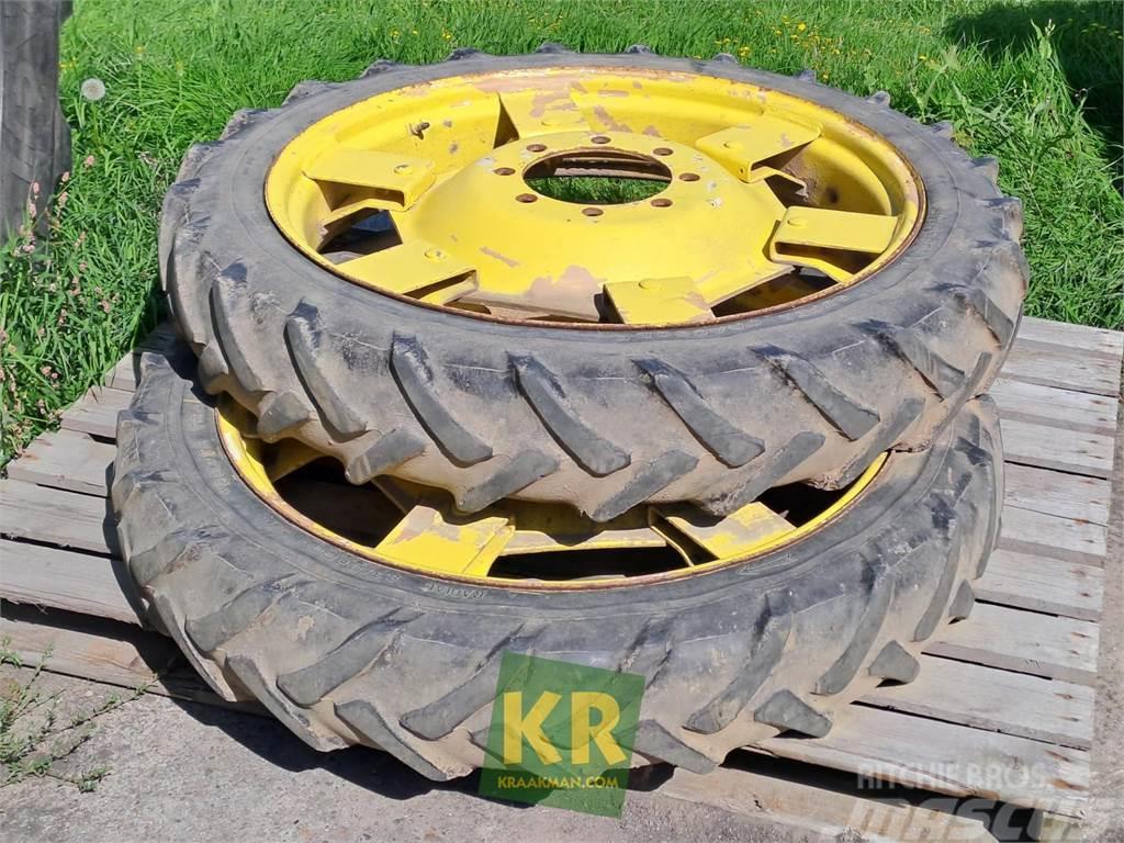 John Deere 8.3/8R36 (x2) Neumáticos, ruedas y llantas