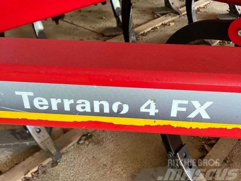 Horsch Terrano 4 FX Cultivadores