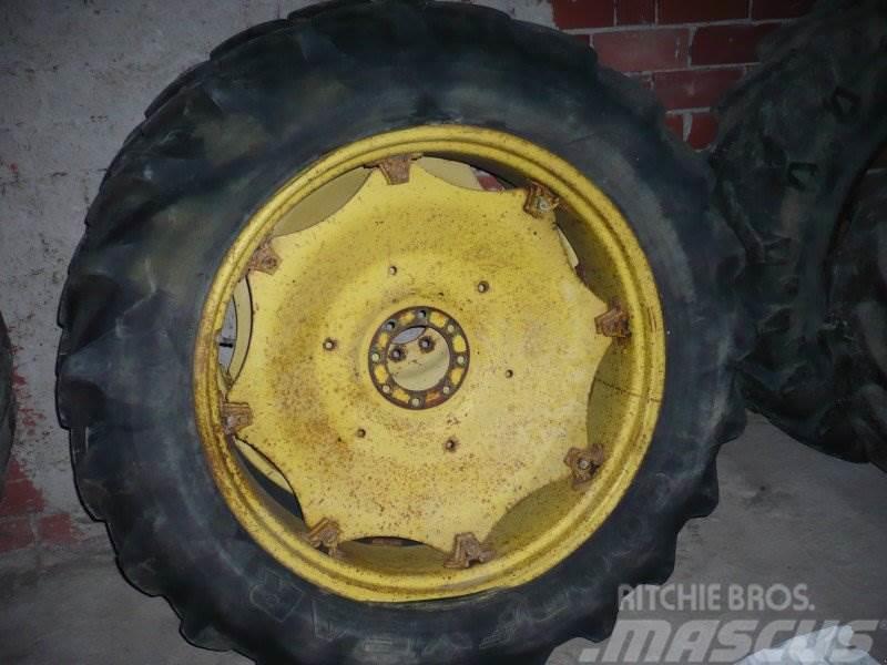 John Deere JohnDeere Neumáticos, ruedas y llantas