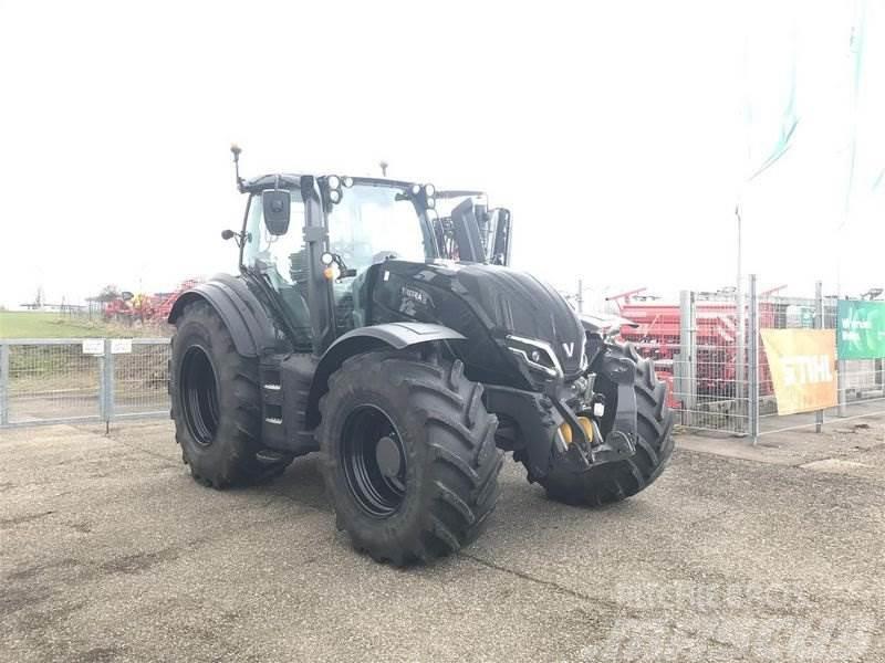 Valtra T215 DIRECT Tractores