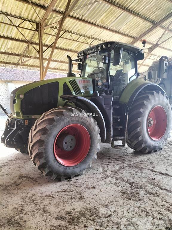 CLAAS AXION 920 CEBIS Tractores