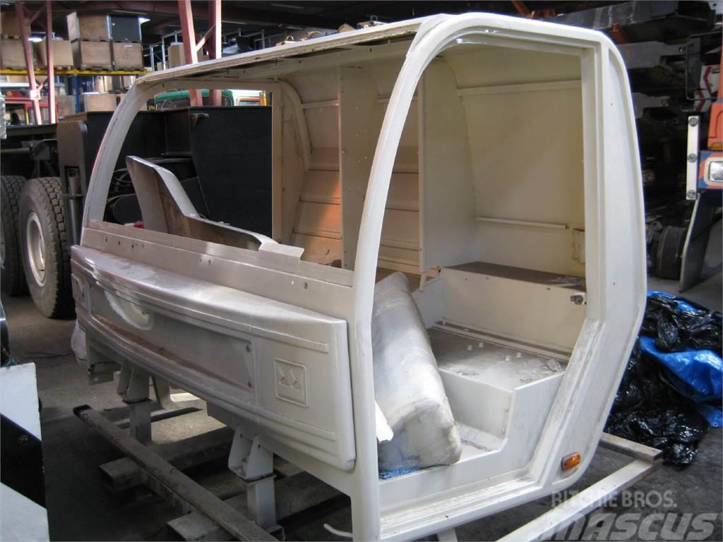 Terex PPM lower cabin Cabinas e interior