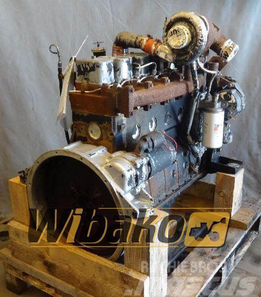 CASE Engine Case 6T-590 1989061C1 Otros componentes