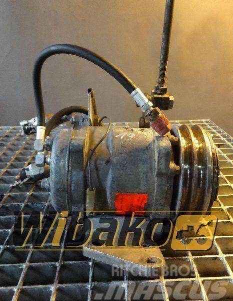 Hanomag Air conditioning compressor Hanomag 70E Motores