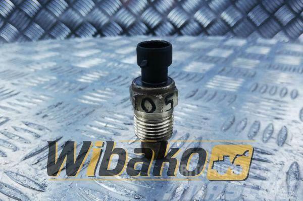 Iveco Czujnik temperatury wody for engine Iveco F4BE0454 Otros componentes