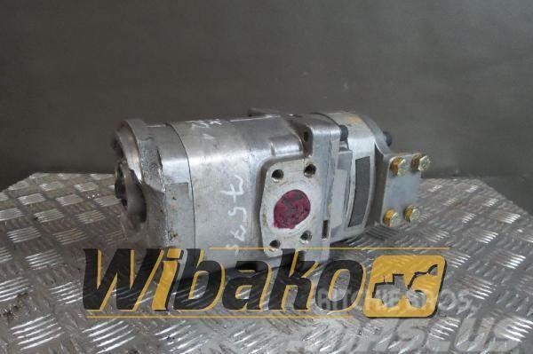Unex Hydraulic pump Unex DH421 Otros componentes