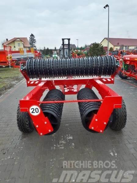 Agro-Factory II Ackerwalze Gromix/ cultivating roller/ Wał upra Otros camiones