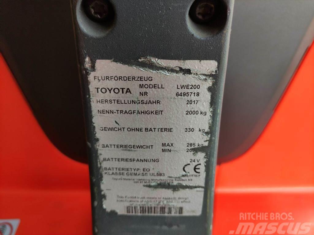 Toyota LWE200 Transpaletas Electricas